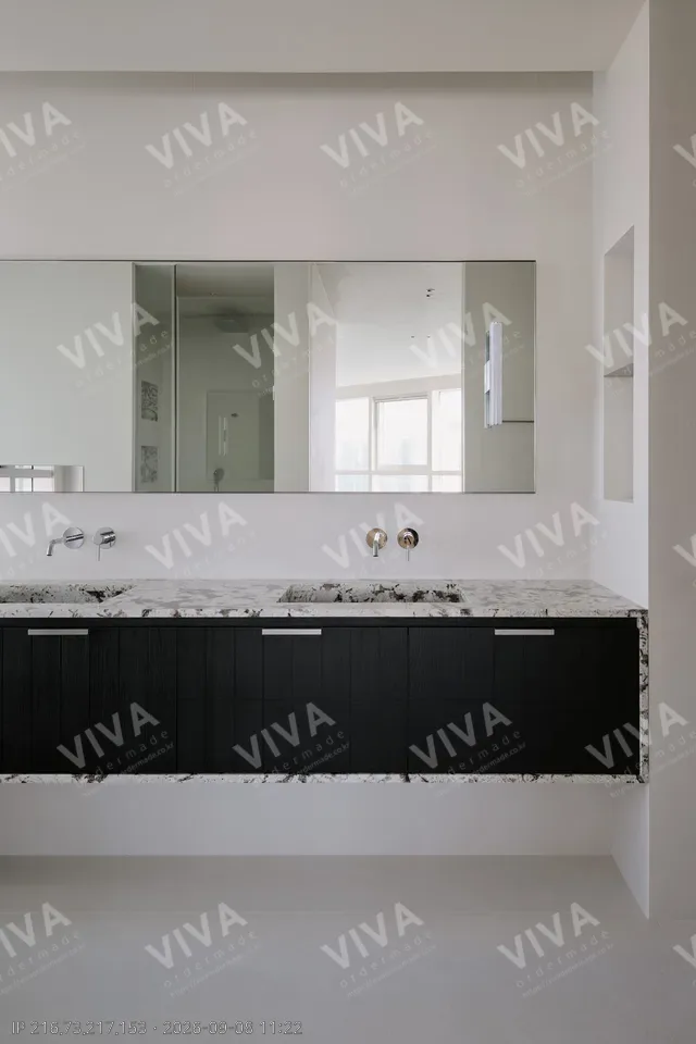 Bathrooms 5